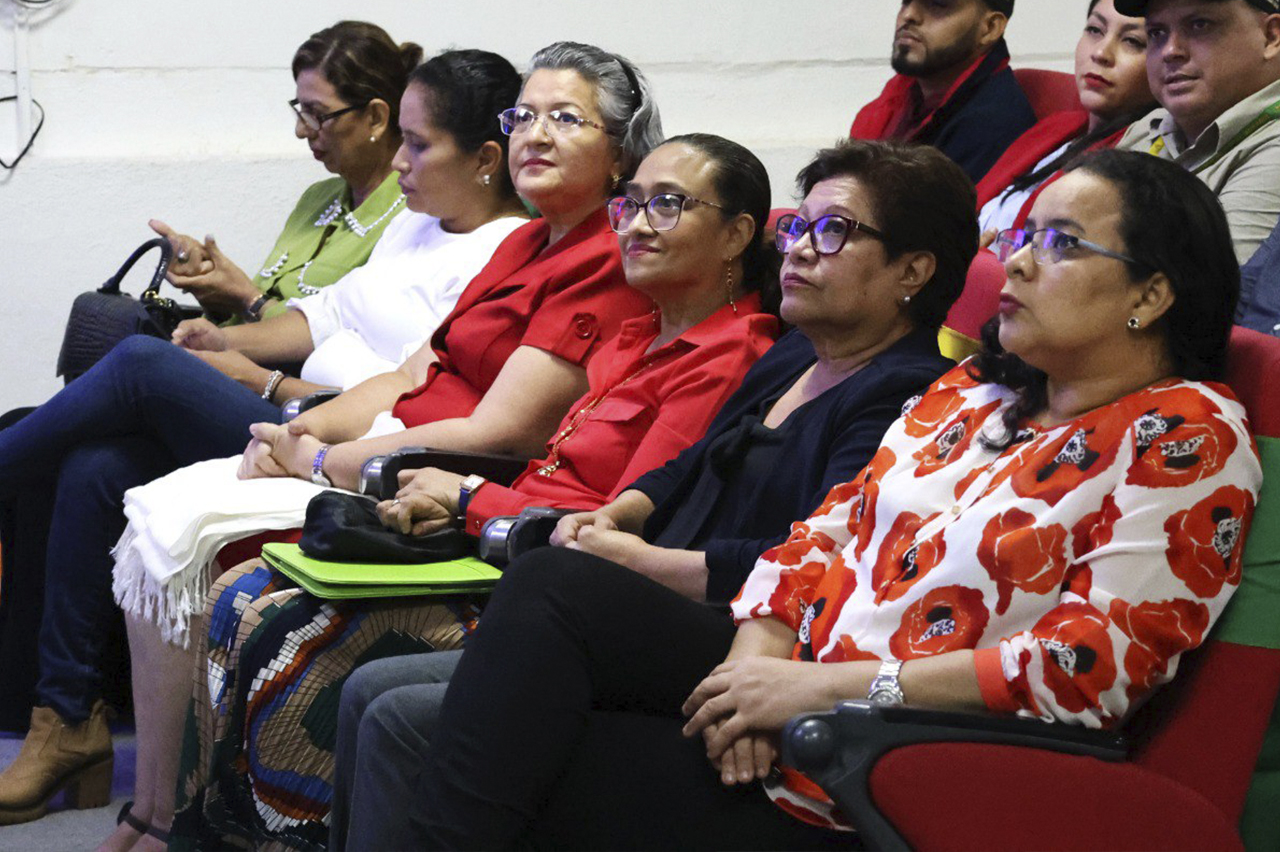 En la UNA se celebra el Día del Maestro