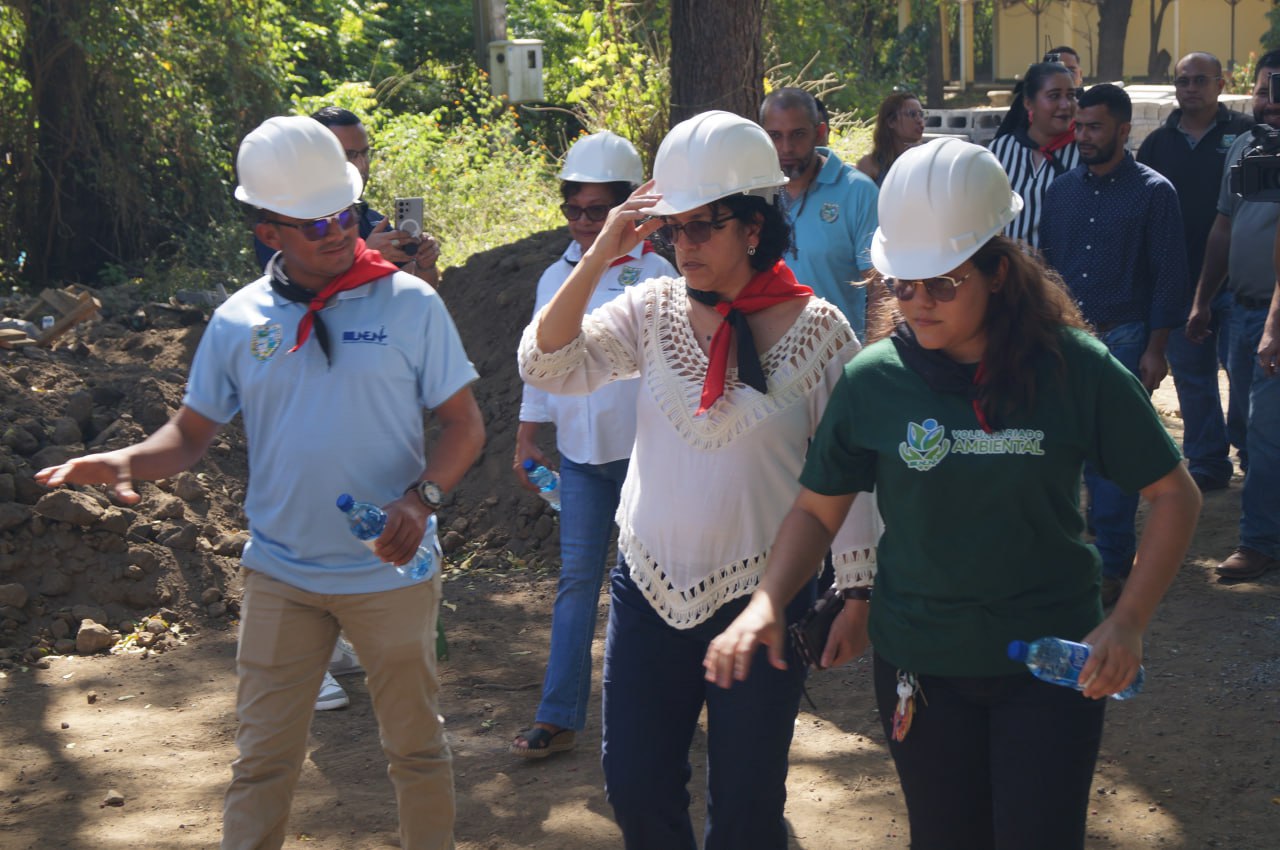 Recorrido instalaciones del Hospital Veterinario