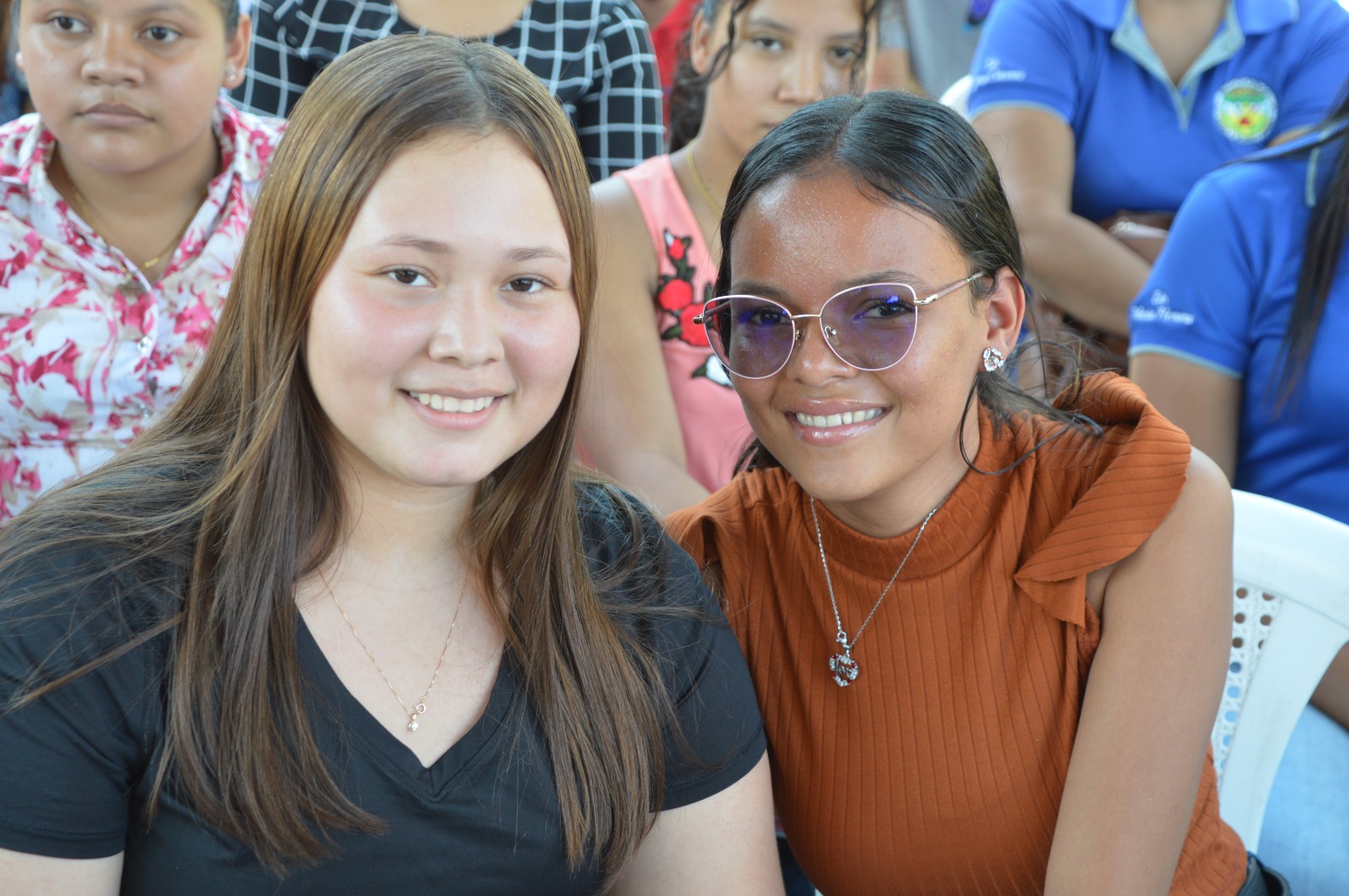 Participantes en lanzamiento del Centro Universitario Agropecuario y de Agroexportación "Héroes de Chinandega"