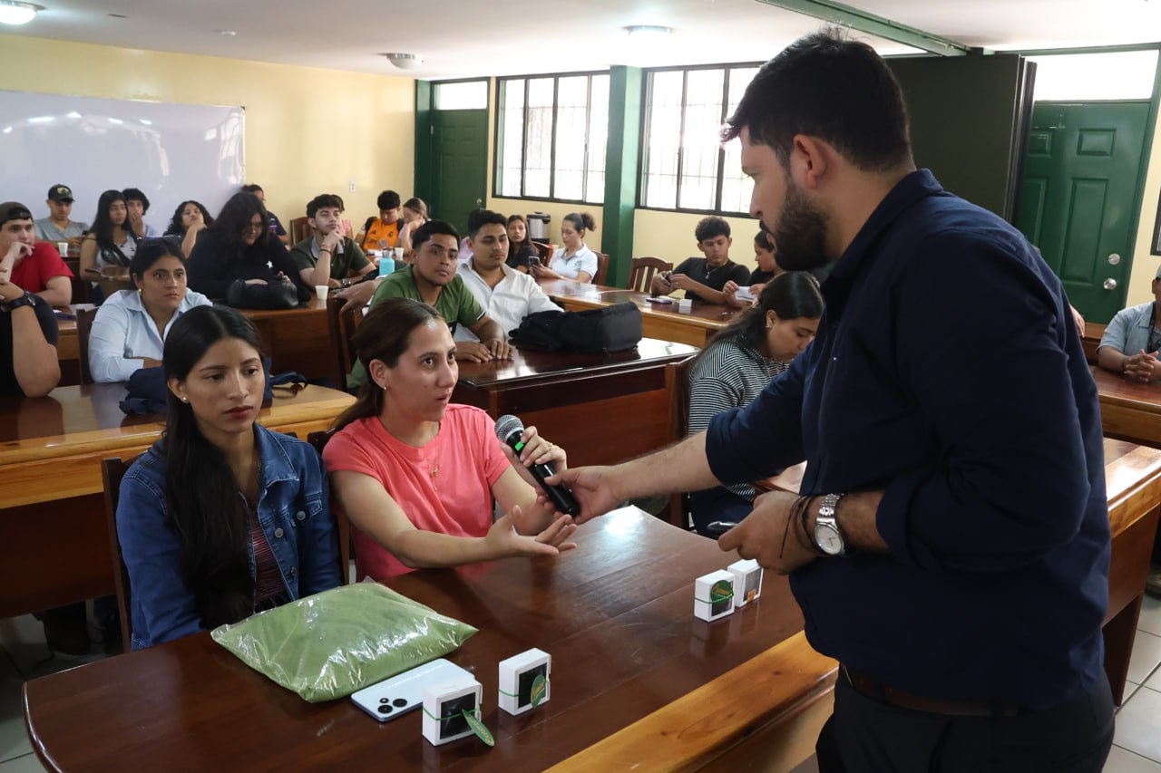 Participantes en Mapa de Procesos de Transformación del Cultivo de Marango