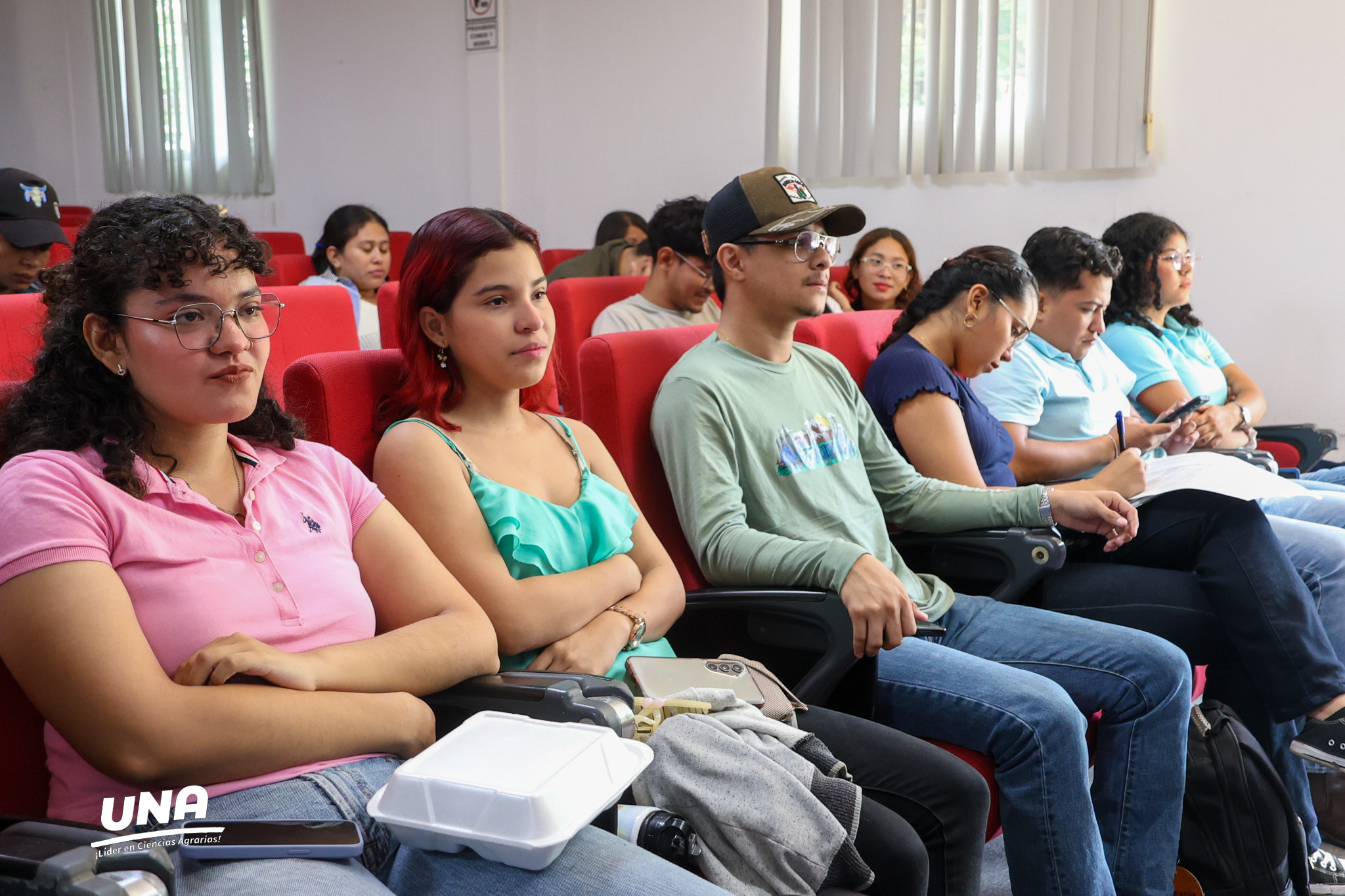 Participantes en Rally de Innovacion 2025