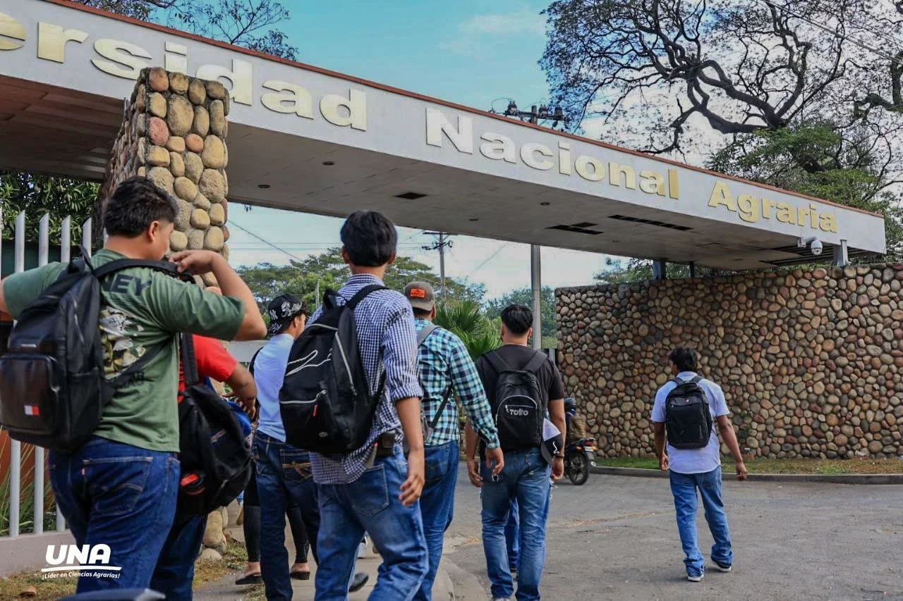 Estudiantes de nuevo ingreso semipresencial 2026