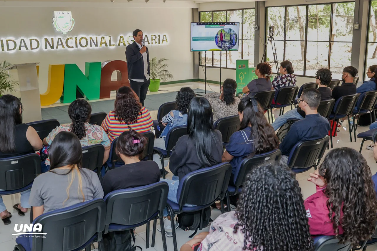 Plan Abril Creativo 2026