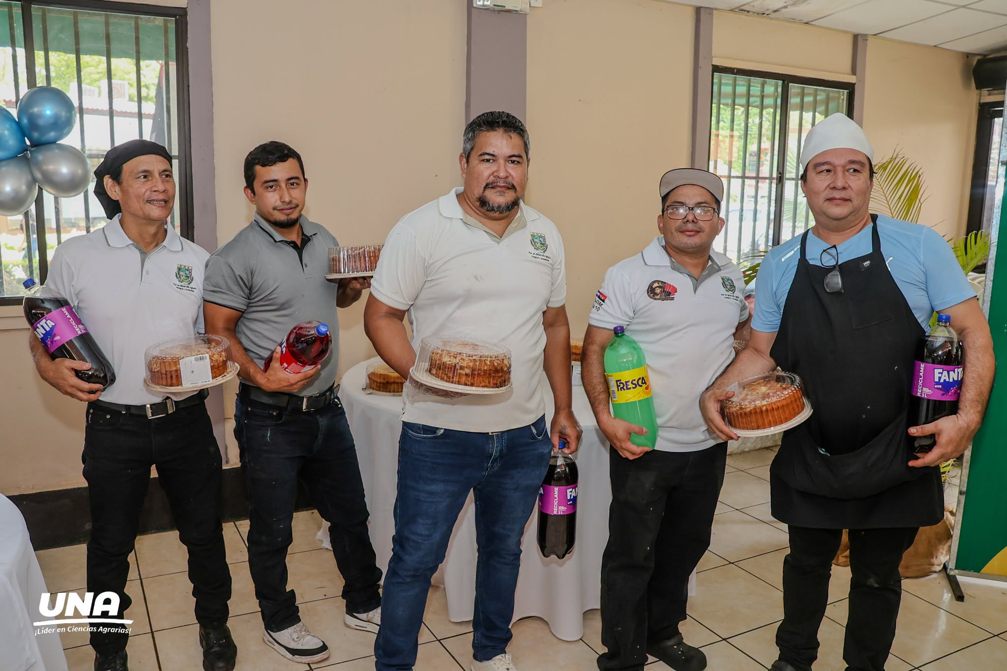 Ganadores de concursos en celebración del día del padre nicaragüense