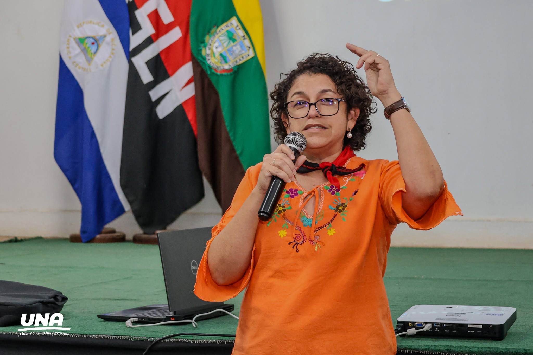 Luz Adilia Luna, Vicerrectora UNA