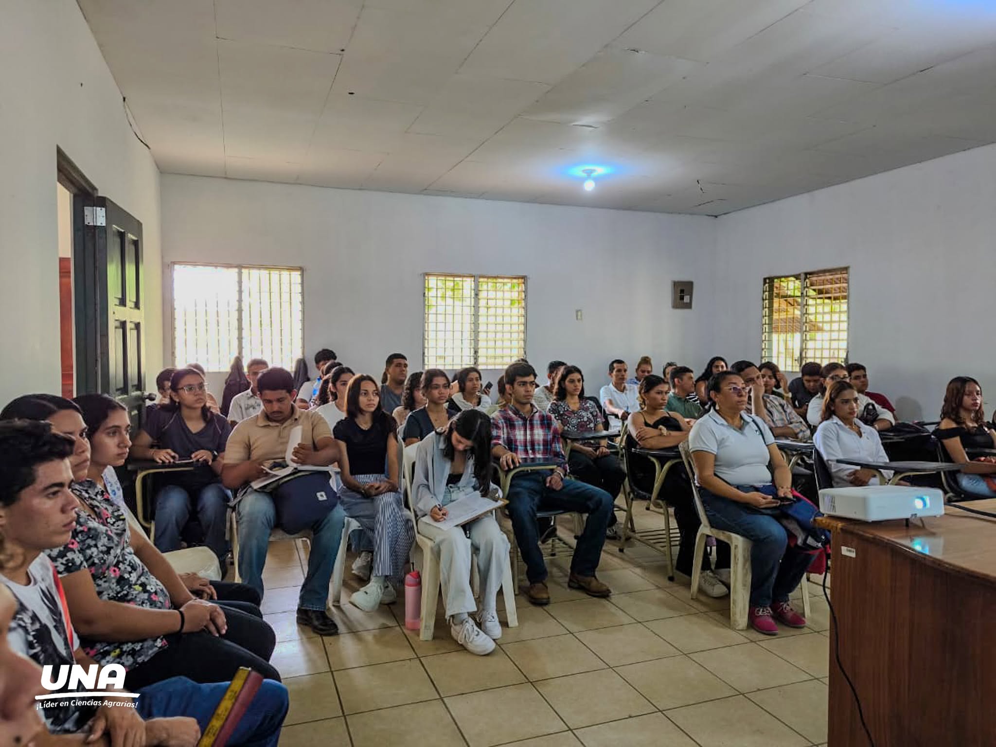 Participantes en el lanzamiento del Programa de Certificación Técnica en Gestión Porcina Integral y Sostenible
