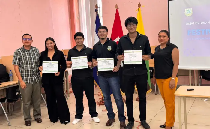 Festival de Escritura de Ensayos Académicos