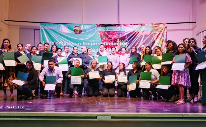 Graduados del Diplomado en Emprendimiento y Cafeterías Rentables