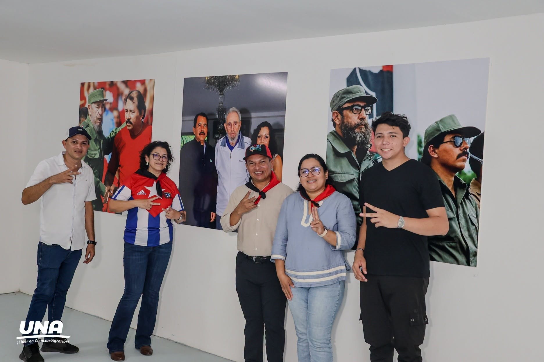 Autoridades academica y politicas