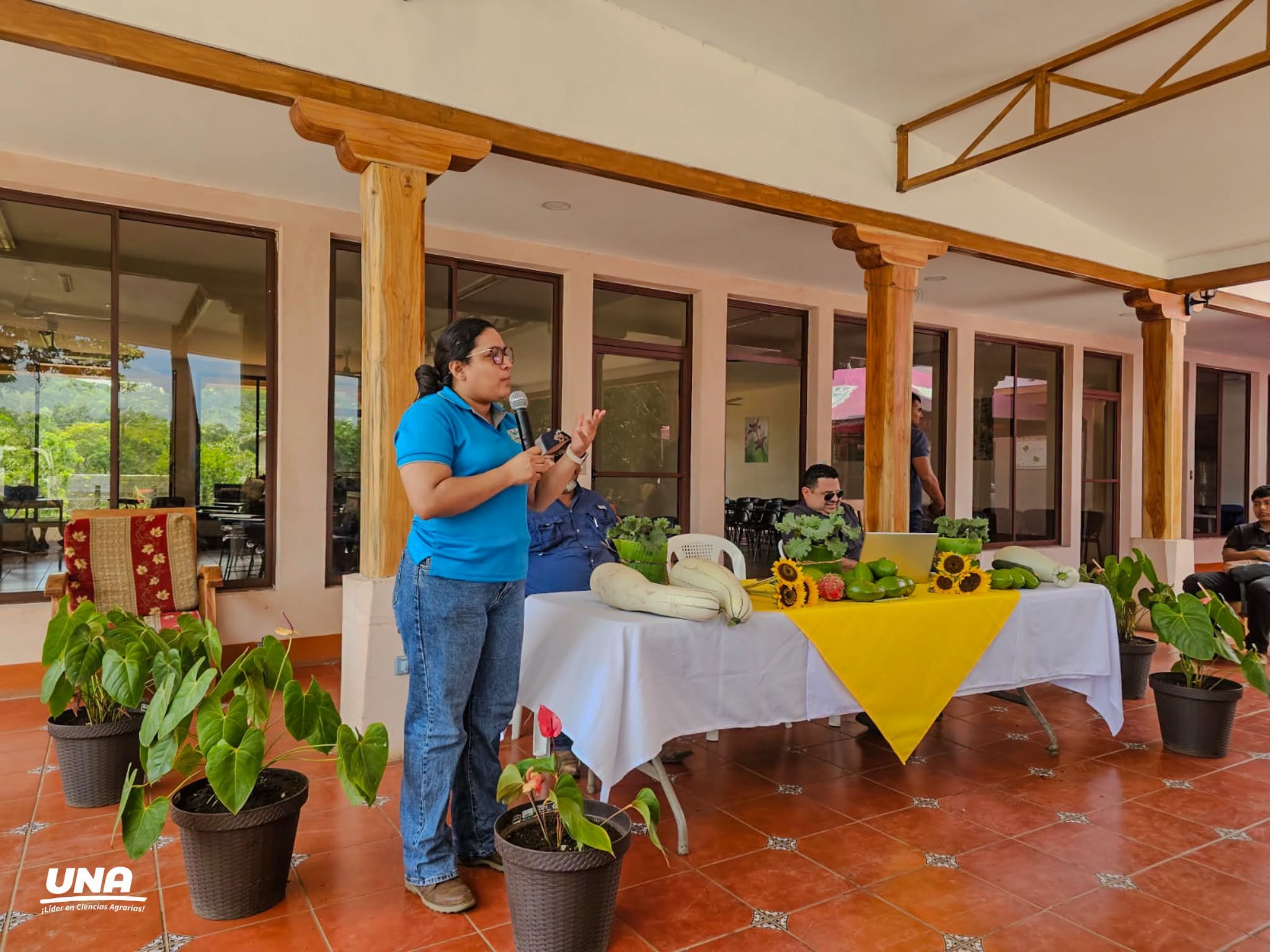 Facilitadores del Diplomado de Agroexportación de Aguacate