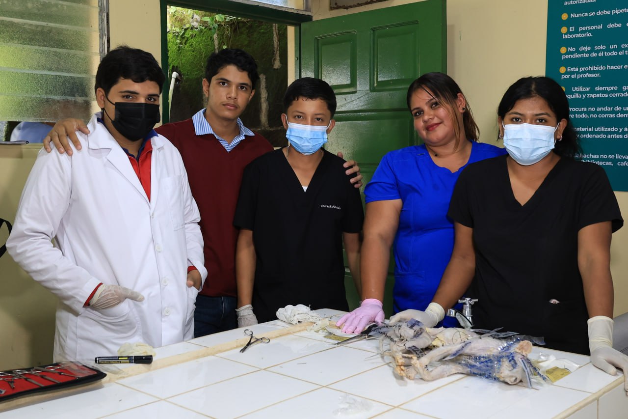 Estudiantes del Centro Universitario Regional en Camoapa